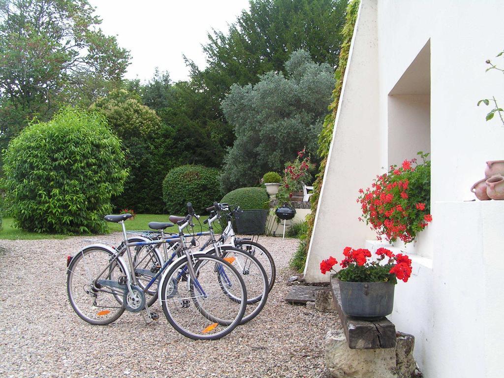 Bed and Breakfast A L'Olivier Montcaret Exterior foto